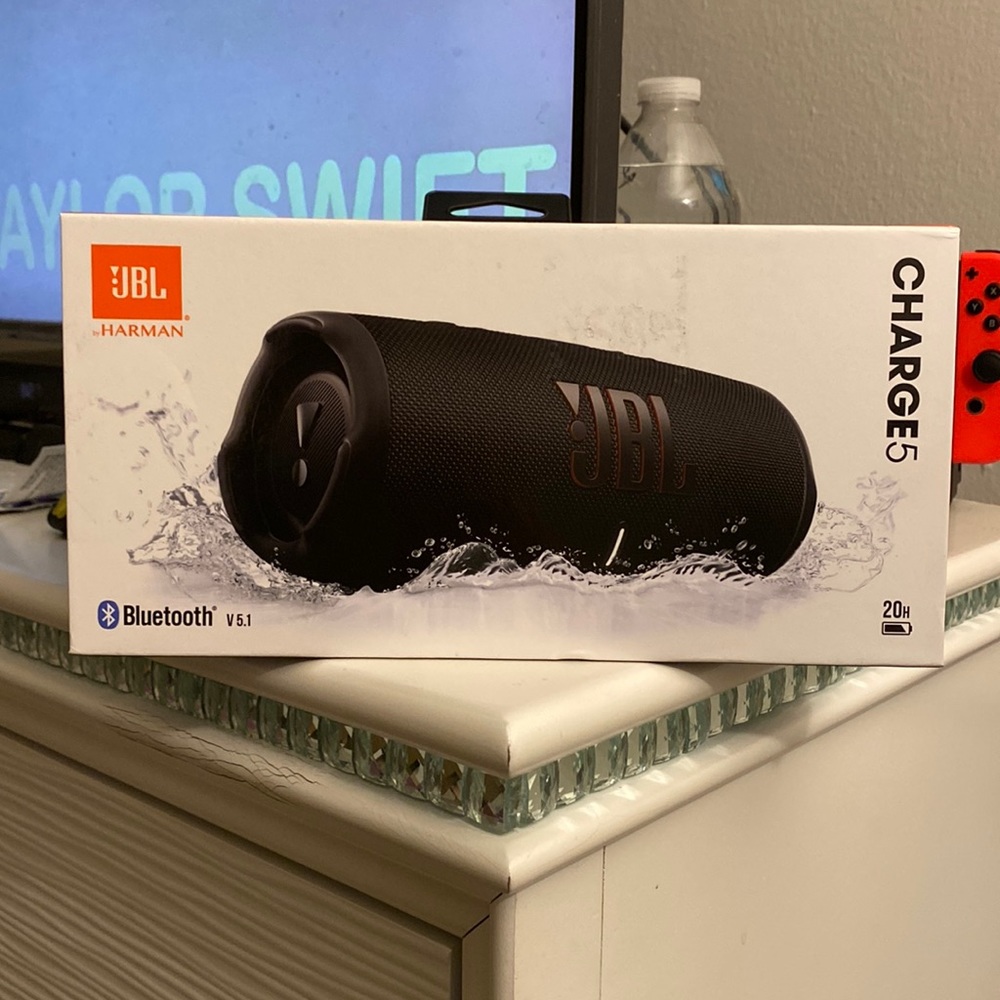 JBL CHARGE 5 BLUETOOTH SPEAKER